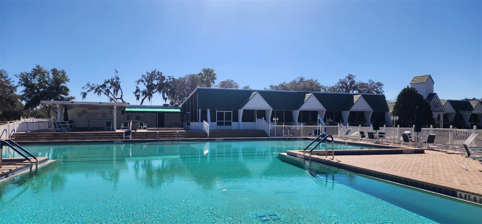 Image 33 of 42 For 2 Grove Trail