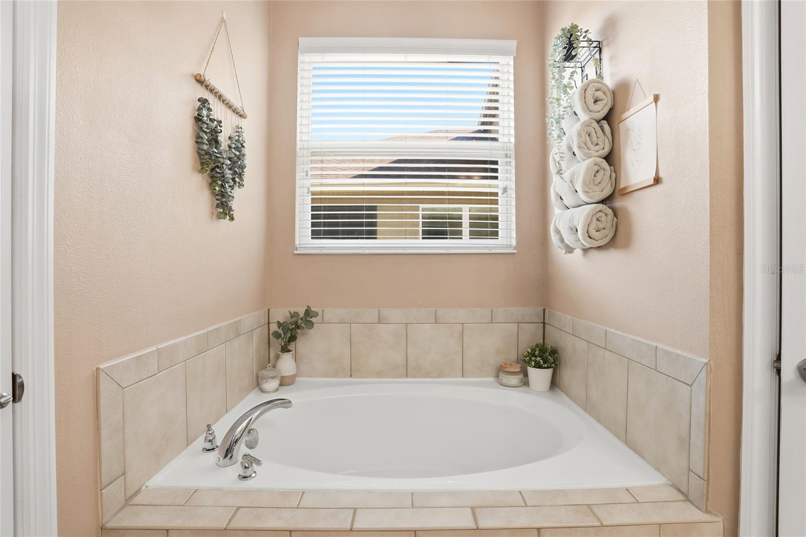 Image 27 of 52 For 1258 Lexington Avenue