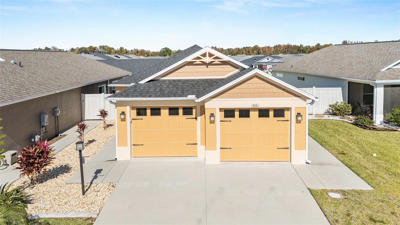 Image 38 of 55 For 1661 Sara Street