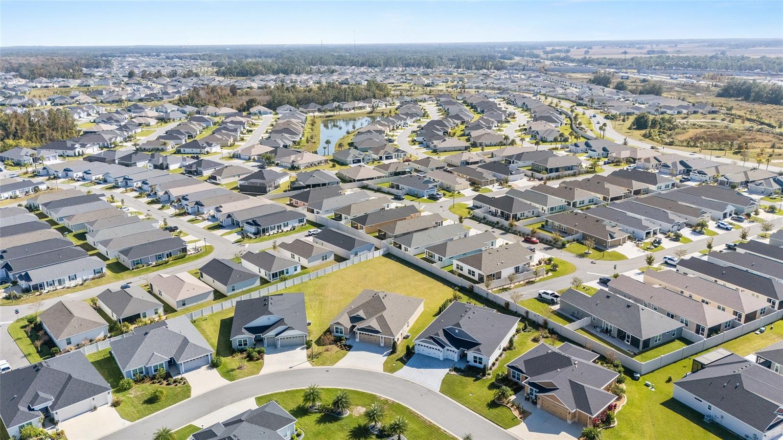 Image 52 of 55 For 1661 Sara Street