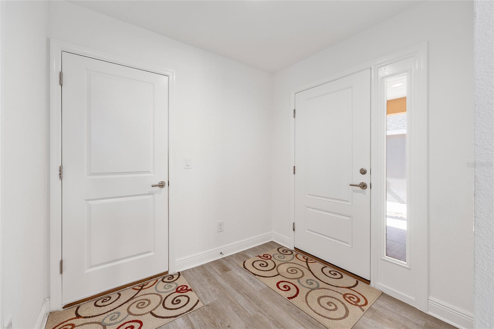 Image 6 of 55 For 1661 Sara Street