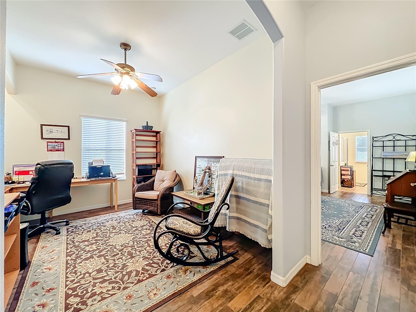 Image 22 of 51 For 25225 Laurel Valley Road