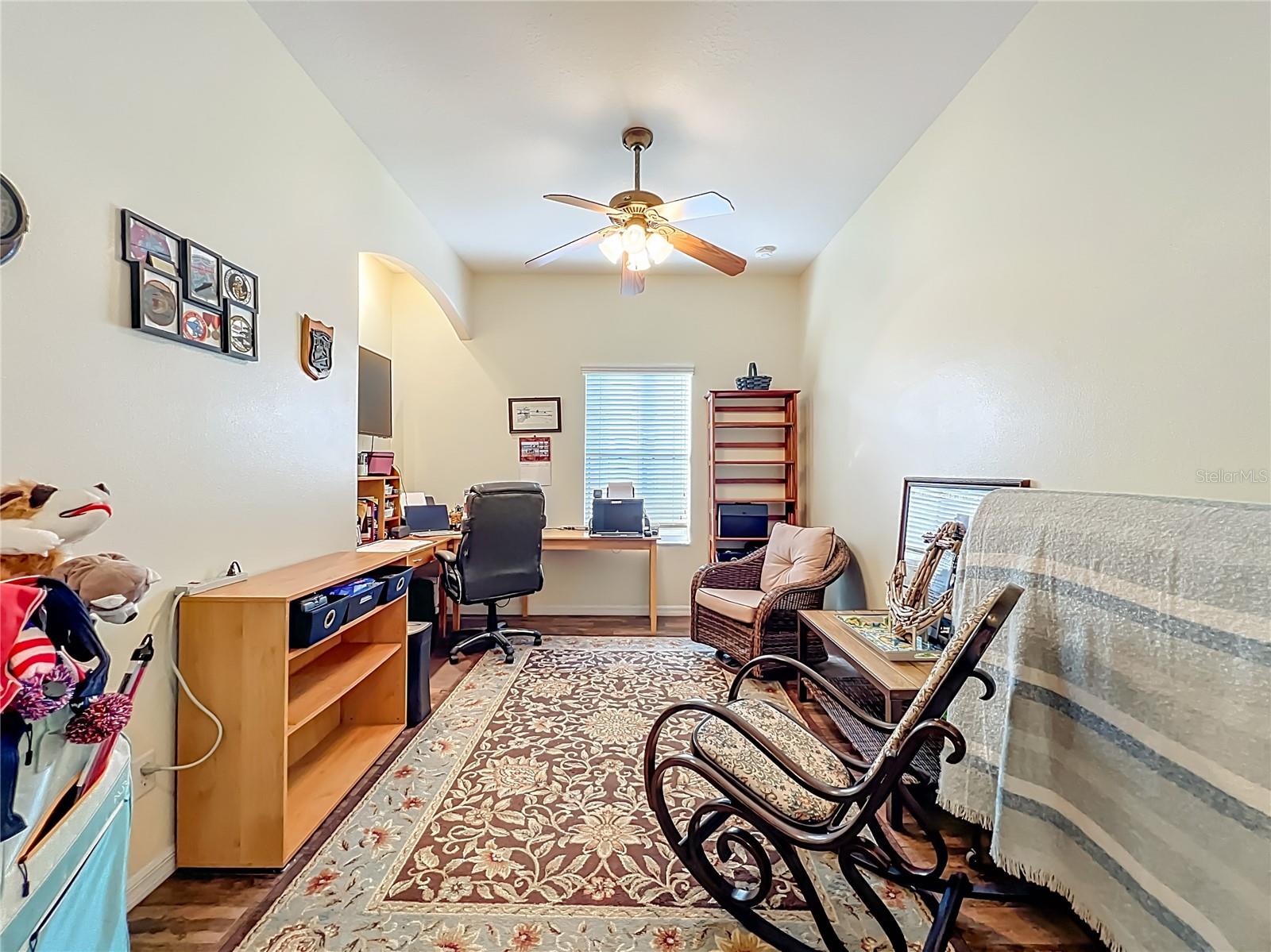 Image 23 of 51 For 25225 Laurel Valley Road