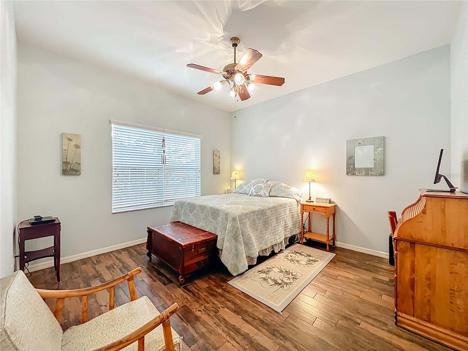 Image 26 of 51 For 25225 Laurel Valley Road