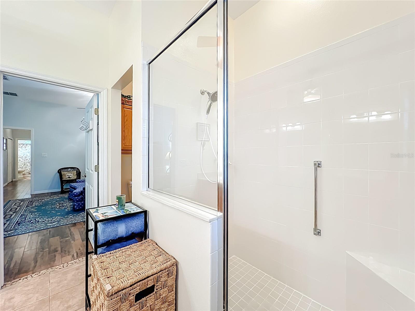 Image 34 of 51 For 25225 Laurel Valley Road