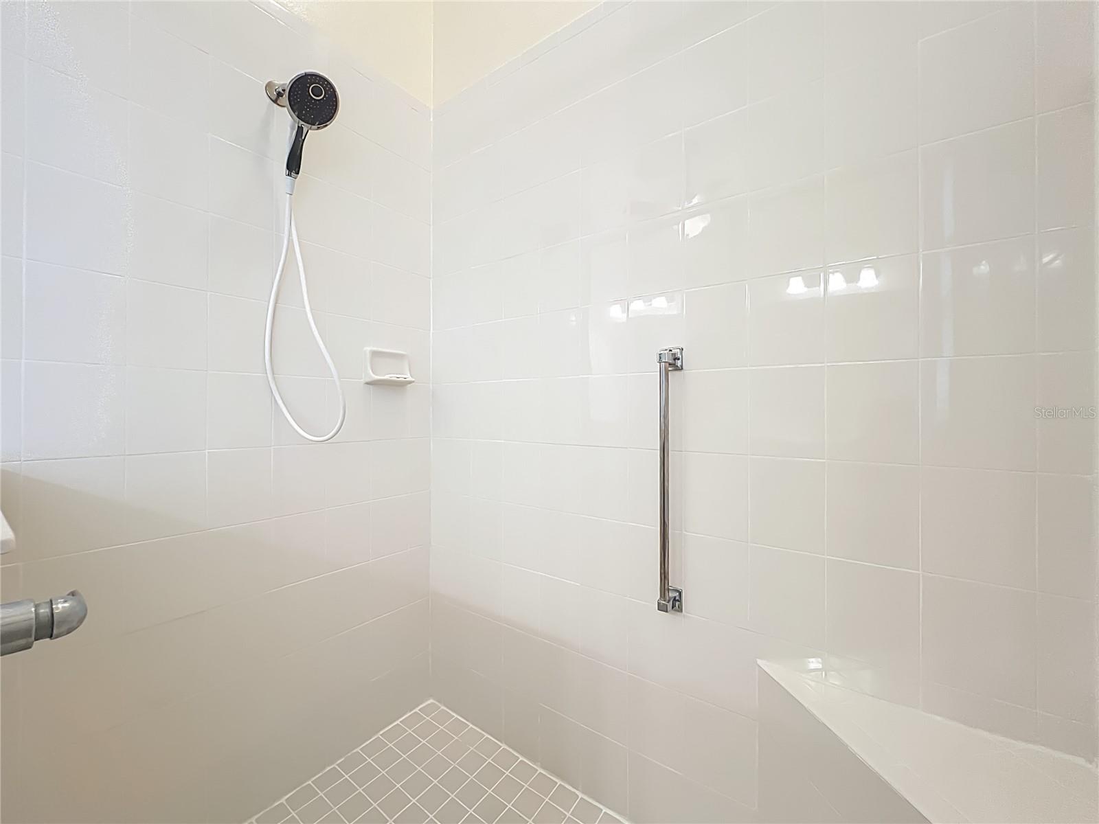 Image 35 of 51 For 25225 Laurel Valley Road