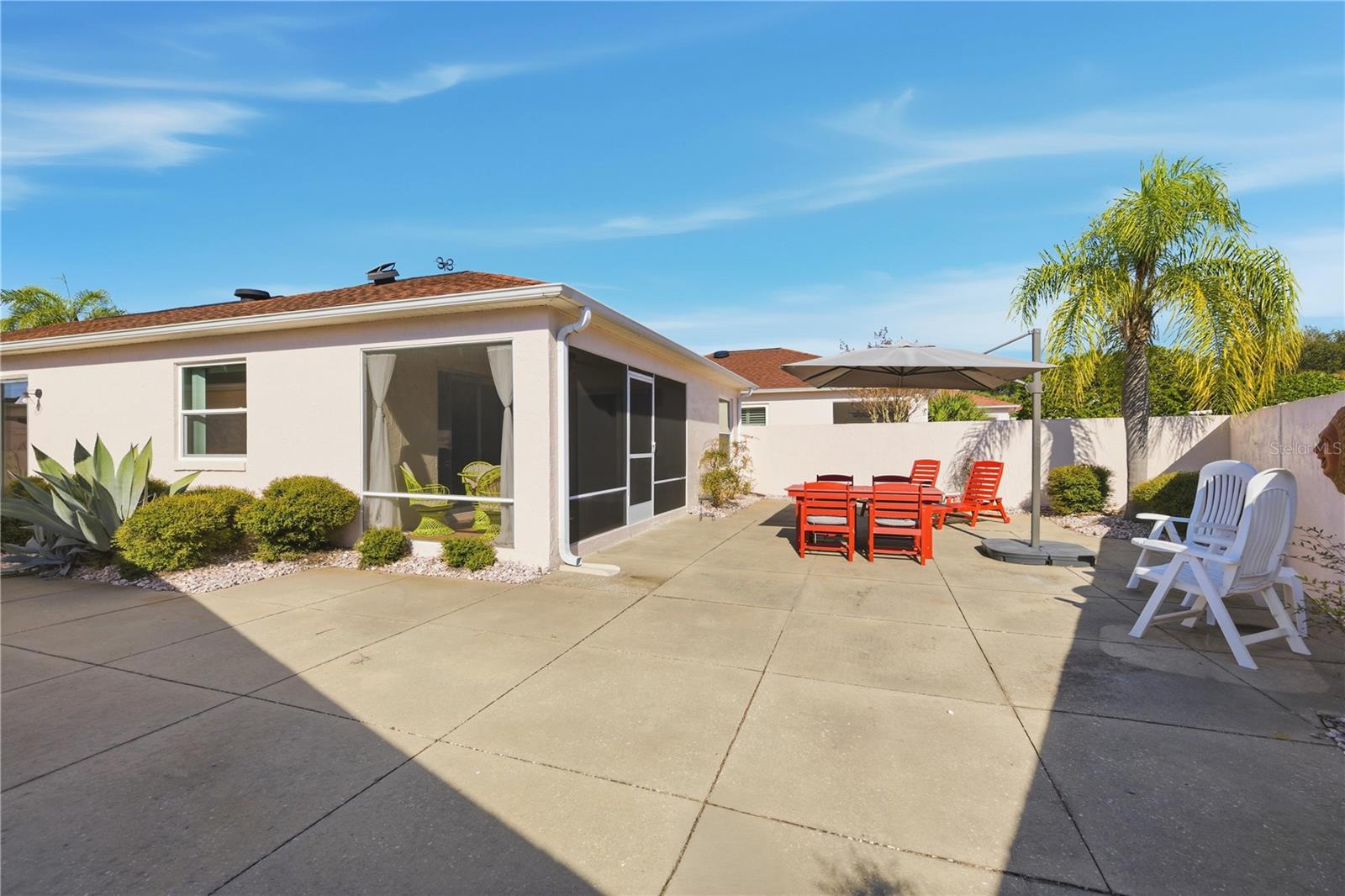 Image 29 of 36 For 627 Delgado Avenue