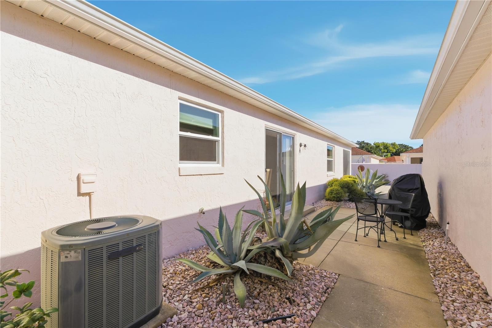 Image 31 of 36 For 627 Delgado Avenue