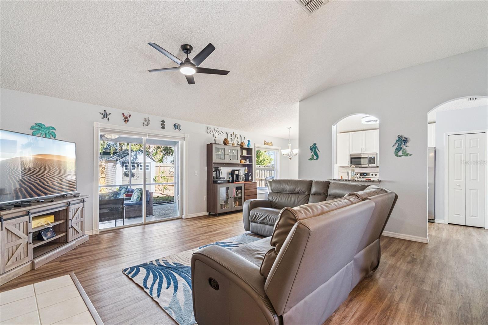 Image 5 of 53 For 1380 Fallwood Drive