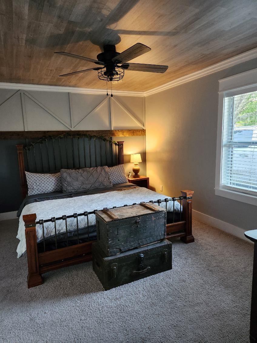 Image 12 of 35 For 37445 Grays Airport Road