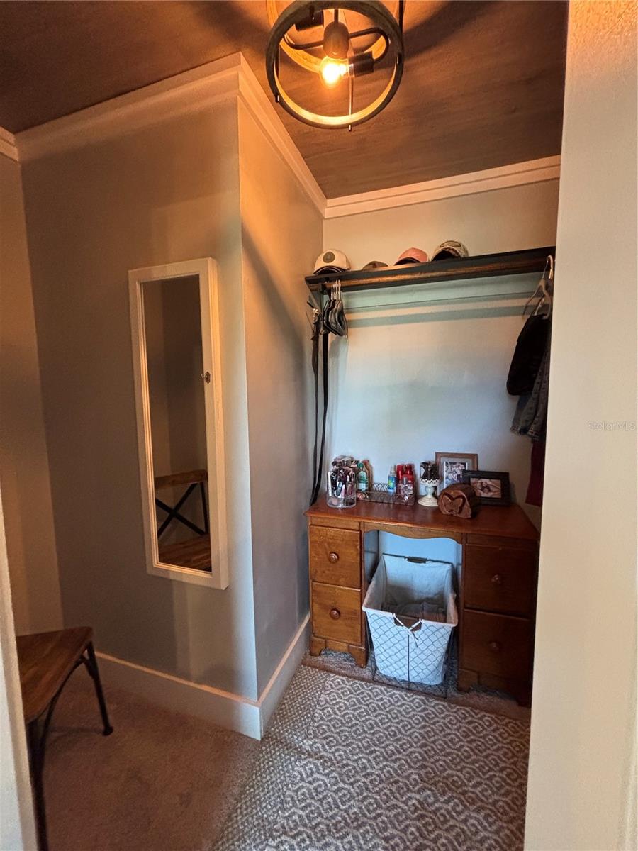 Image 17 of 35 For 37445 Grays Airport Road