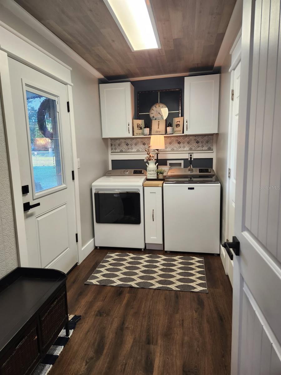 Image 25 of 35 For 37445 Grays Airport Road