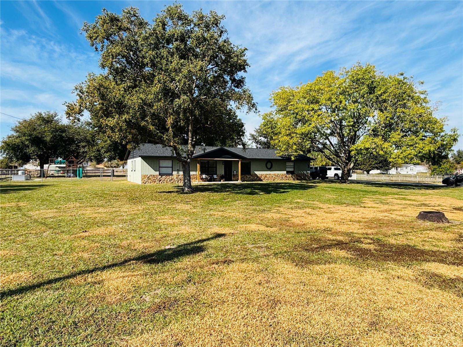 Image 3 of 35 For 37445 Grays Airport Road