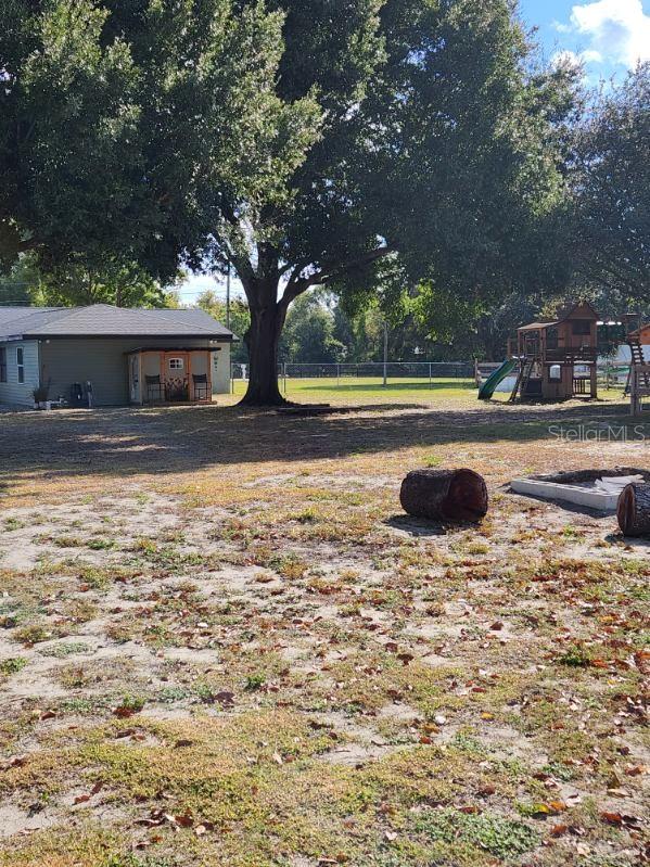 Image 32 of 35 For 37445 Grays Airport Road