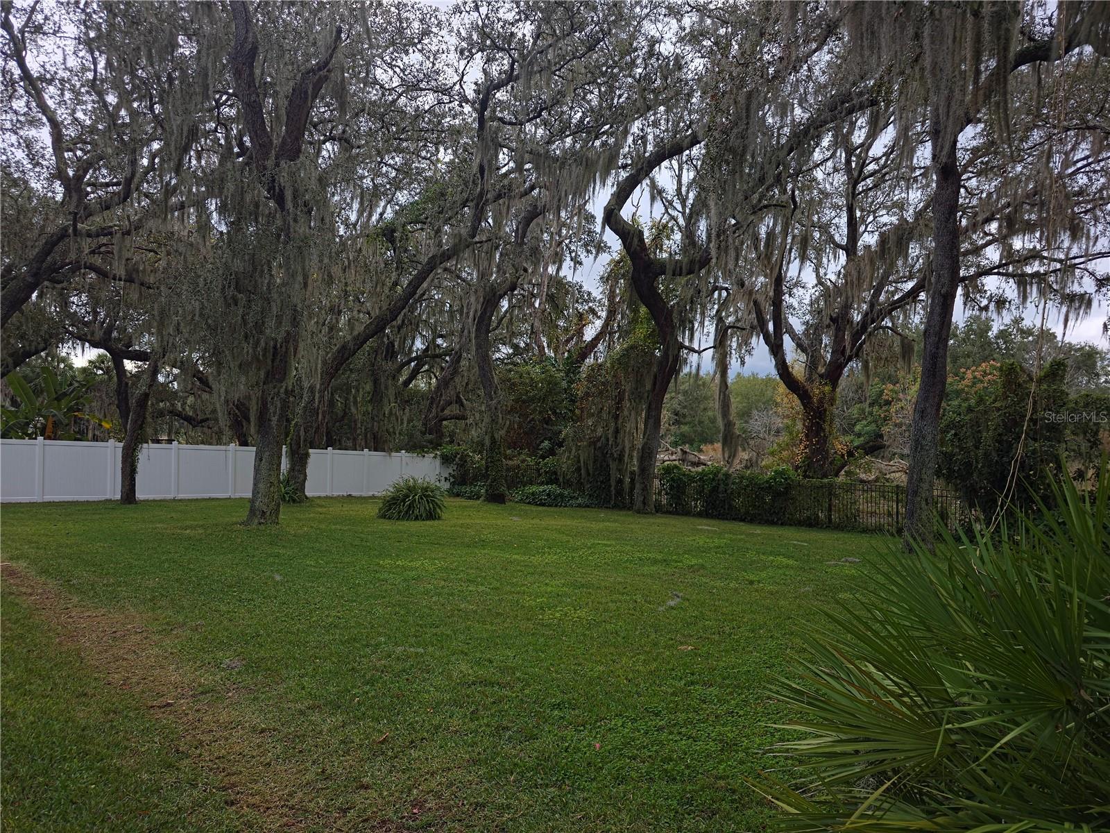 Image 4 of 35 For 34041 Highland Road