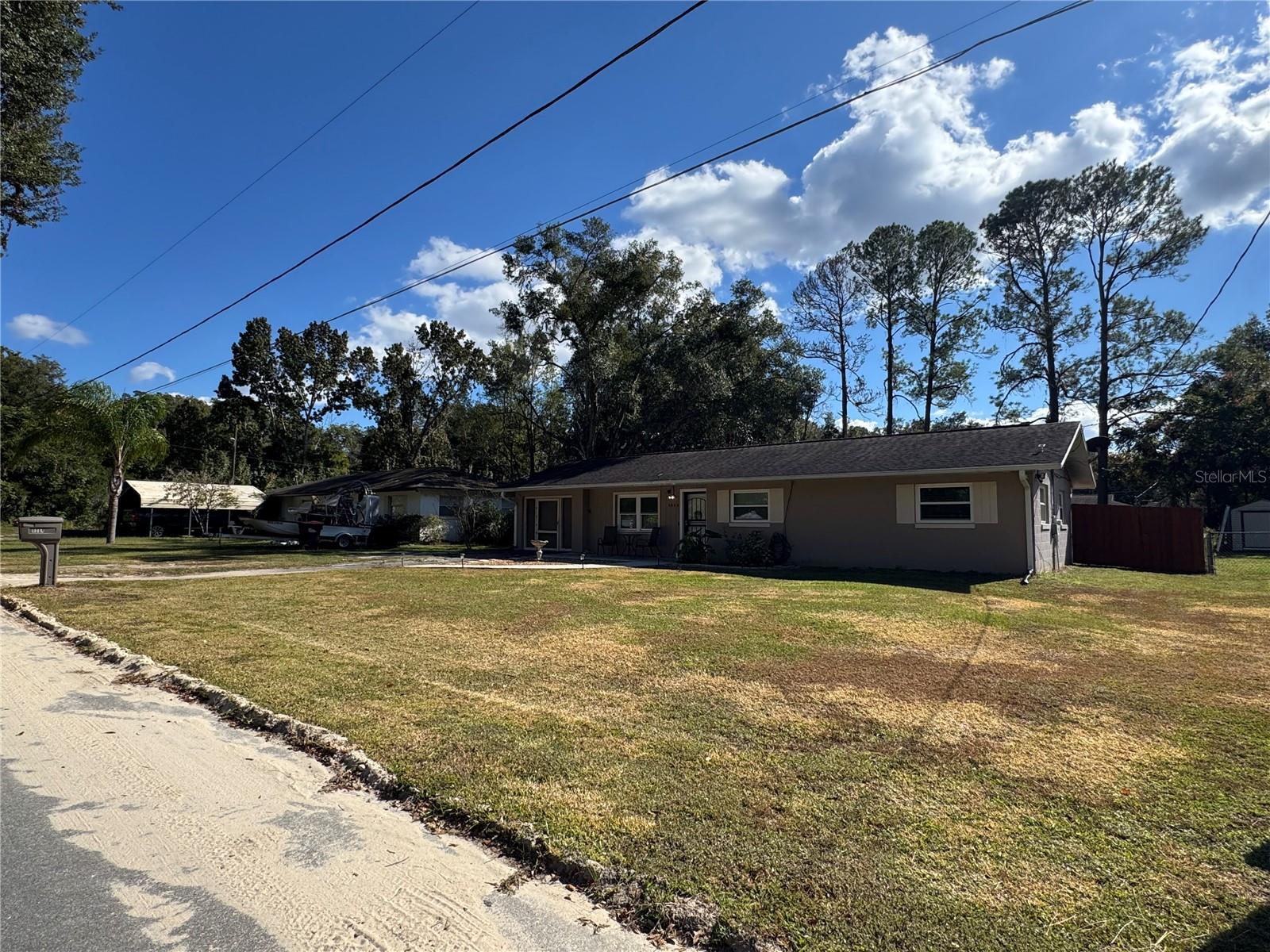 Image 2 of 15 For 6084 119 Street