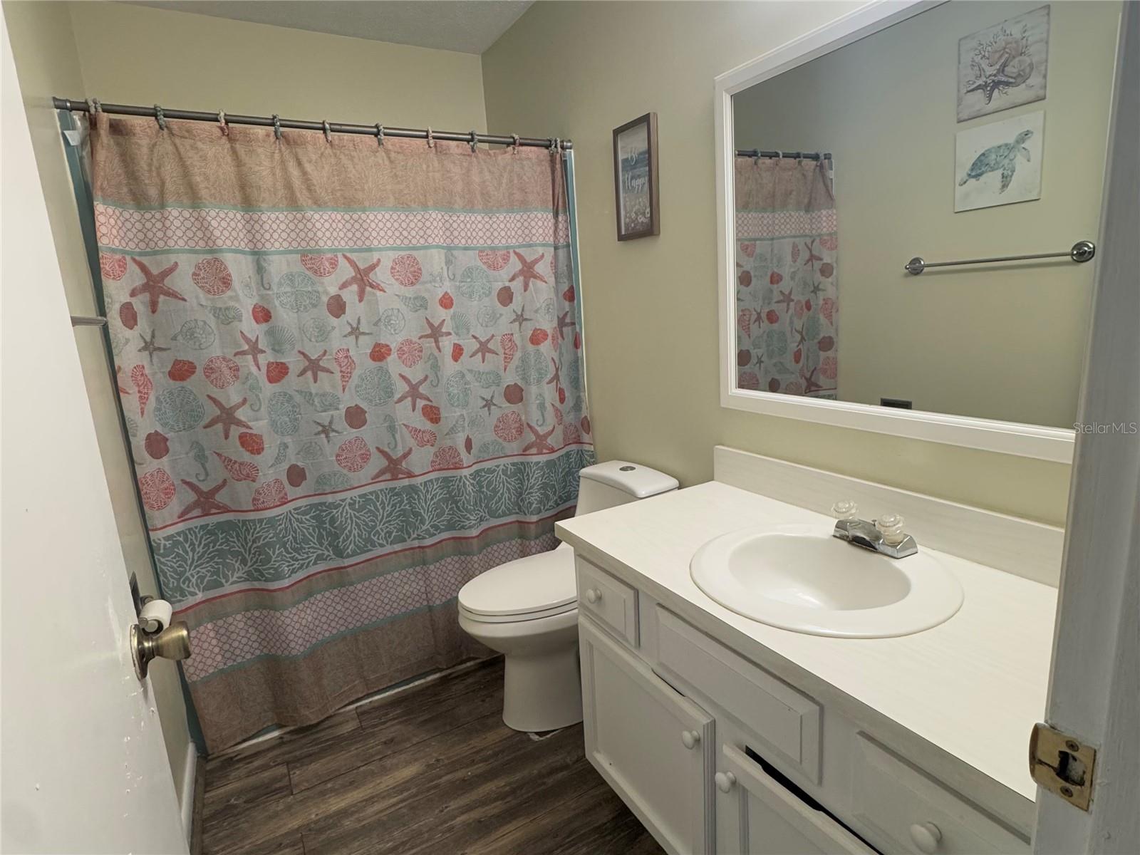 Image 9 of 15 For 6084 119 Street