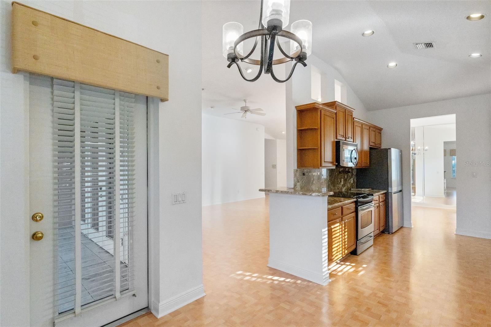 Image 11 of 49 For 103 Camino Real Boulevard