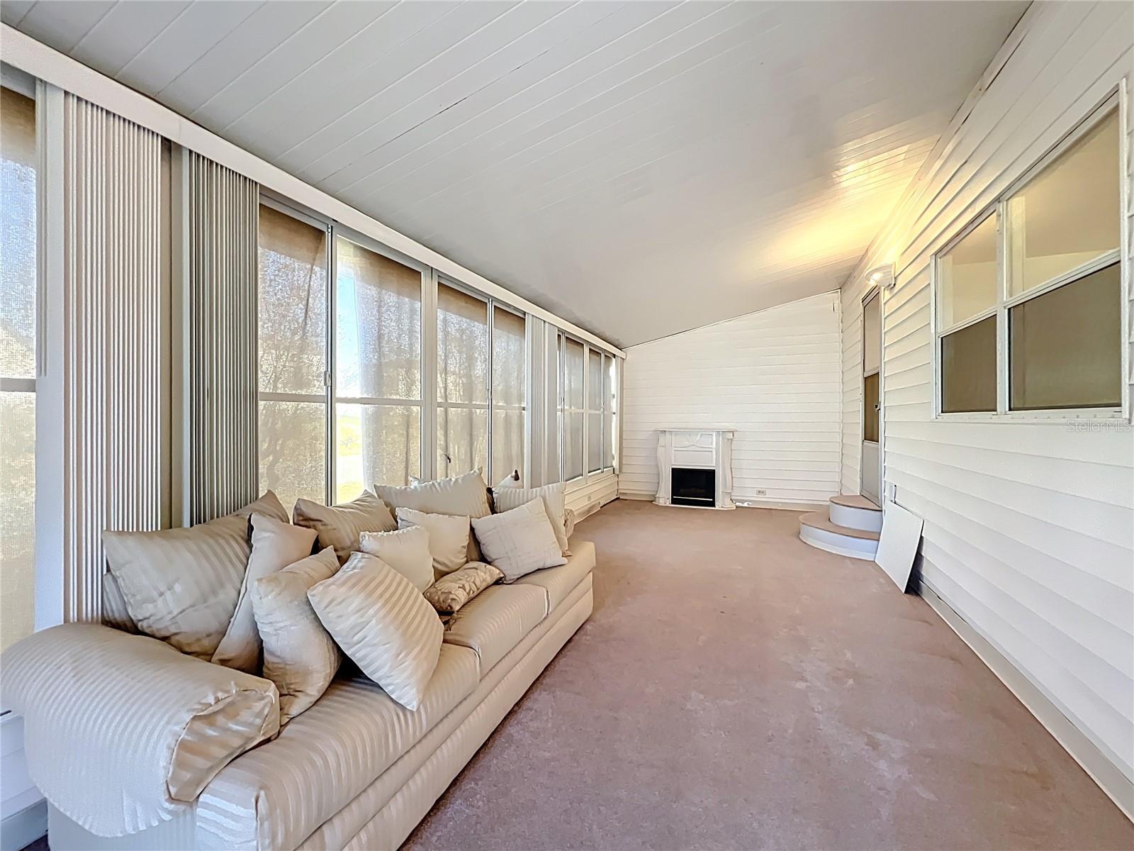 Image 18 of 56 For 13338 Orange Blossom Street