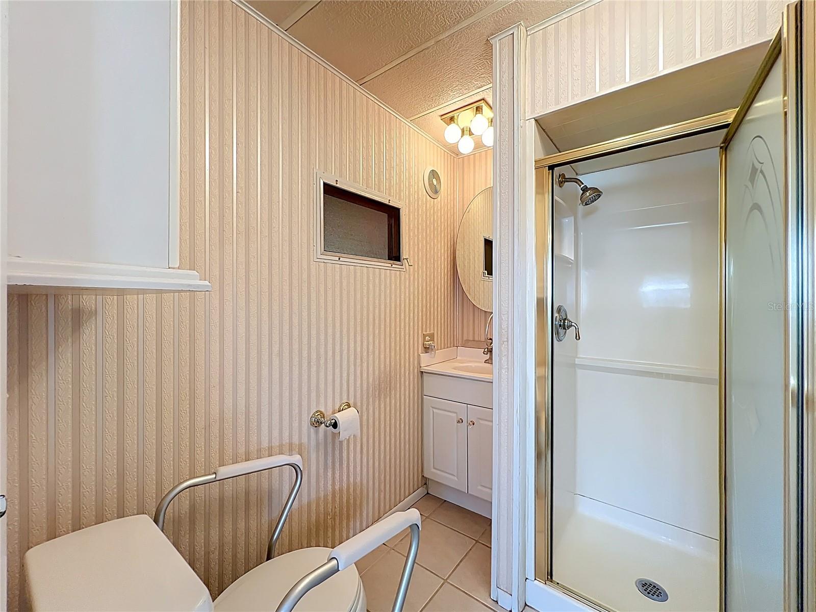 Image 26 of 56 For 13338 Orange Blossom Street