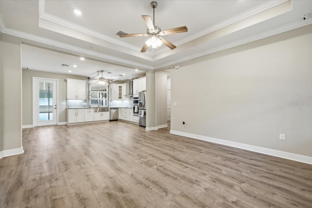 Image 2 of 31 For 9202 Satinwood Terrace