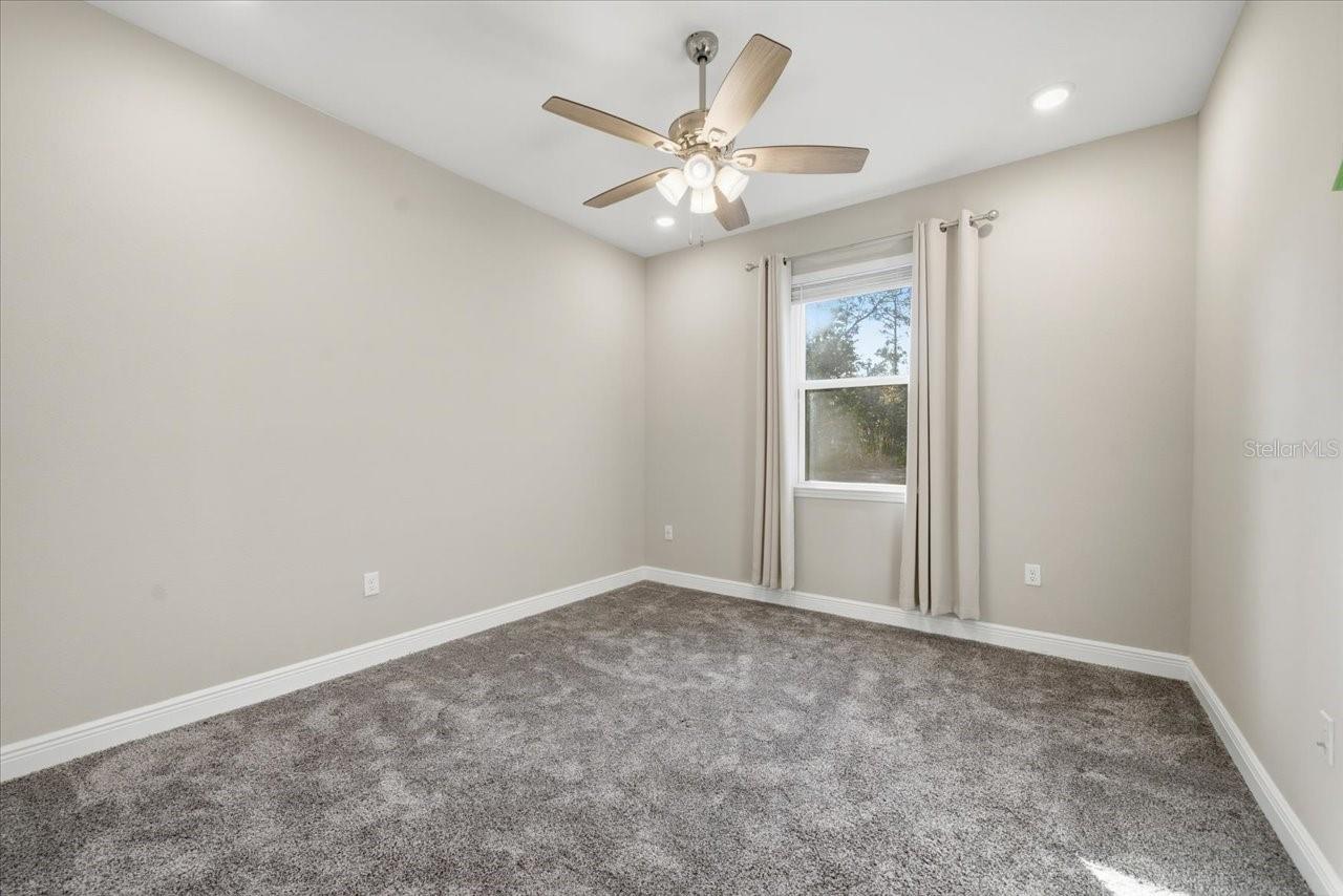 Image 21 of 31 For 9202 Satinwood Terrace