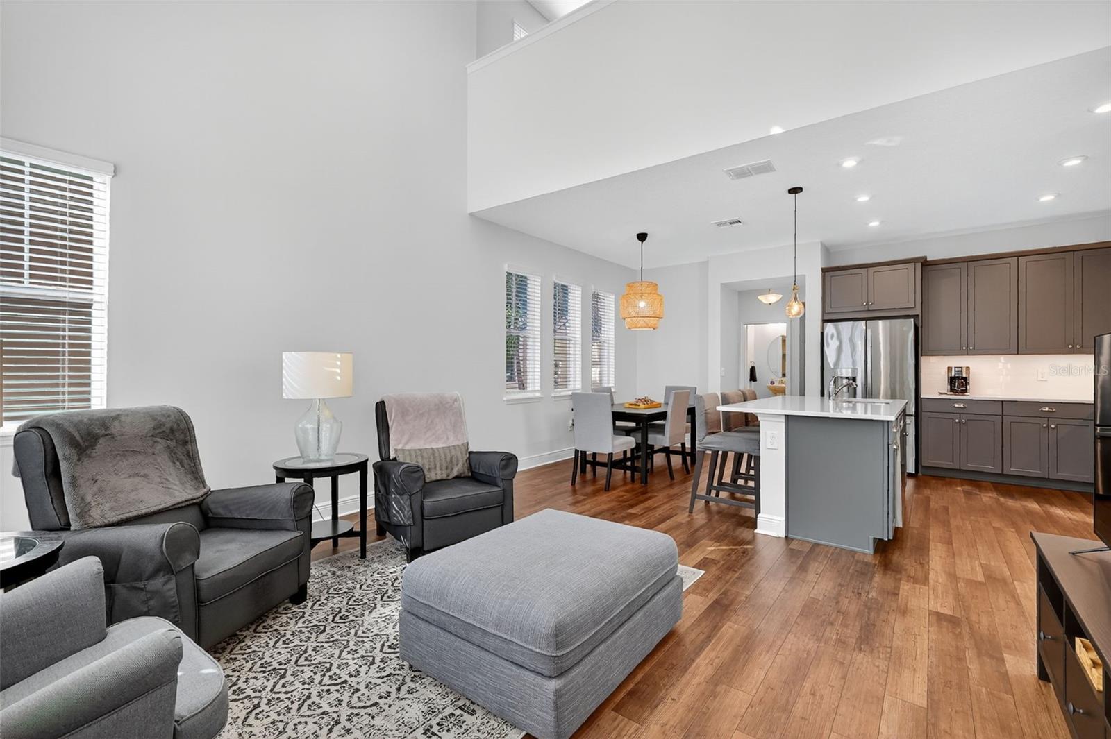 Image 12 of 45 For 16154 Treadwell Street