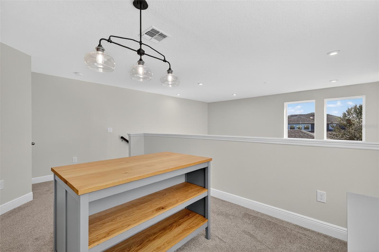 Image 24 of 45 For 16154 Treadwell Street