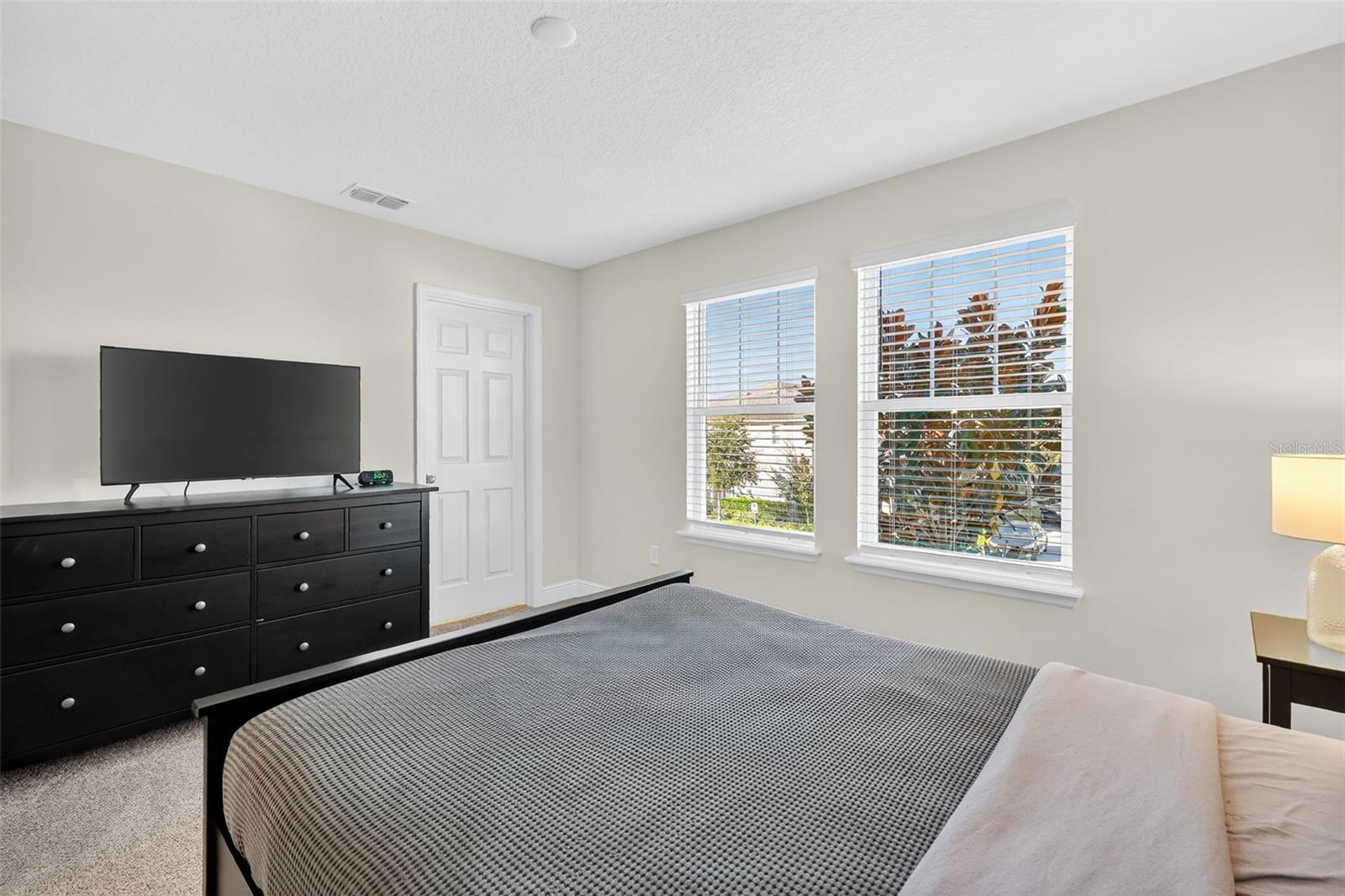 Image 25 of 45 For 16154 Treadwell Street