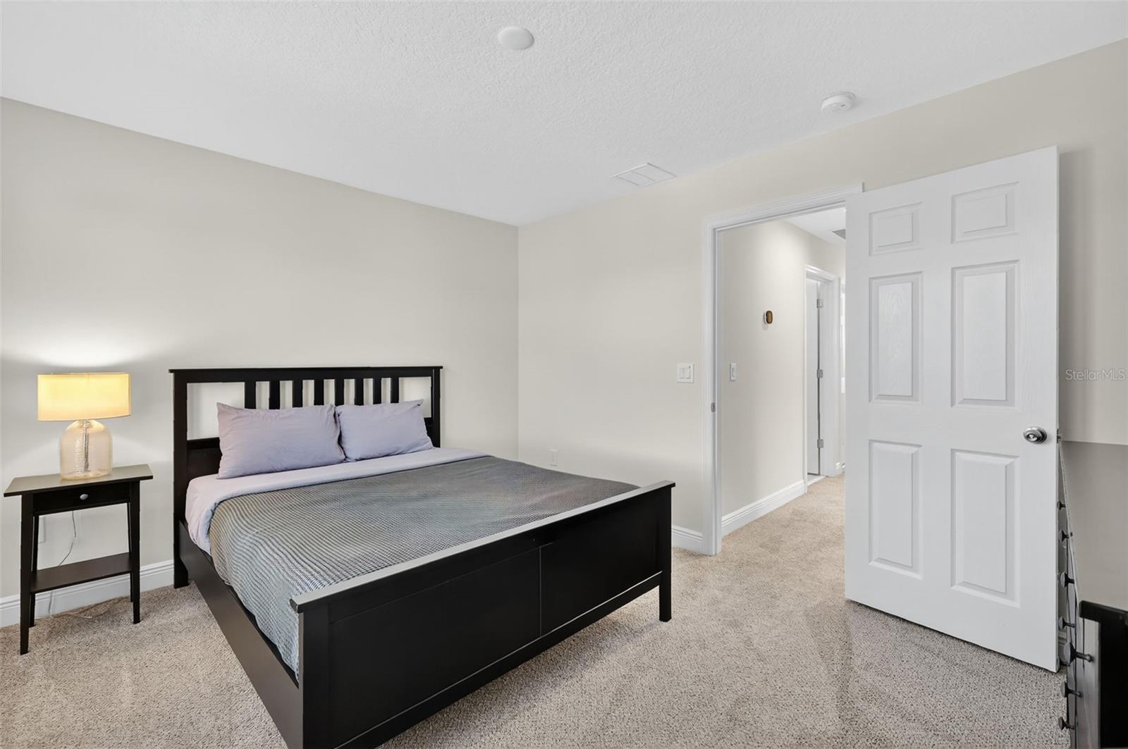 Image 26 of 45 For 16154 Treadwell Street