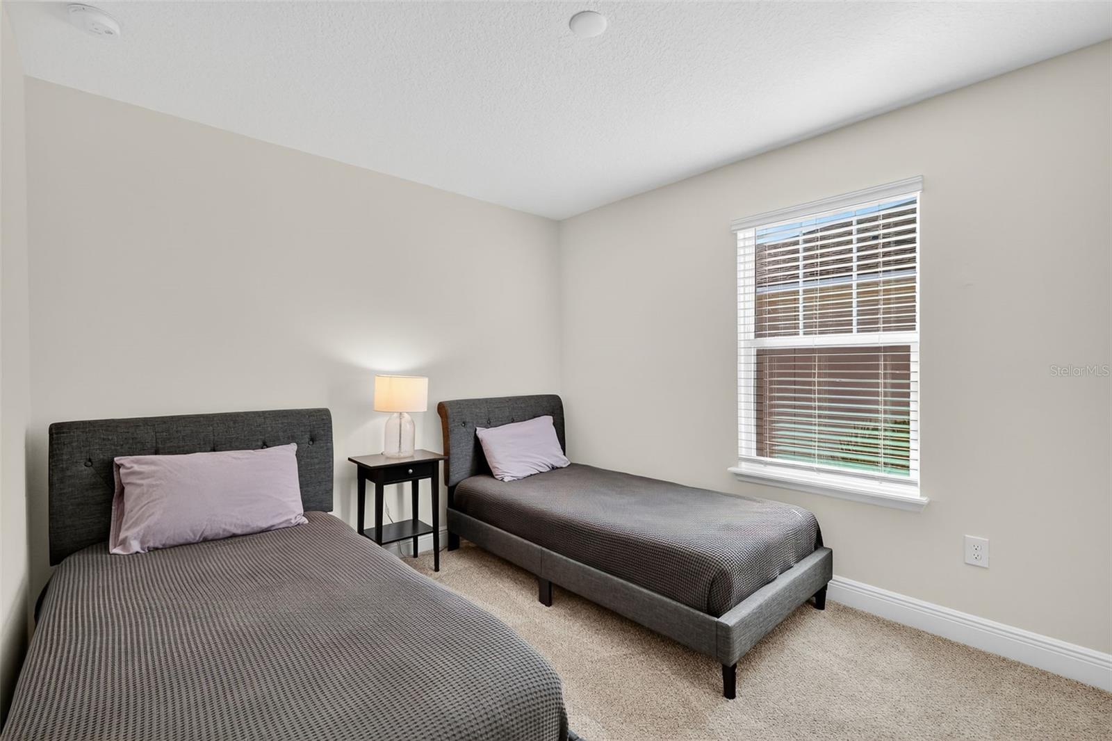 Image 27 of 45 For 16154 Treadwell Street