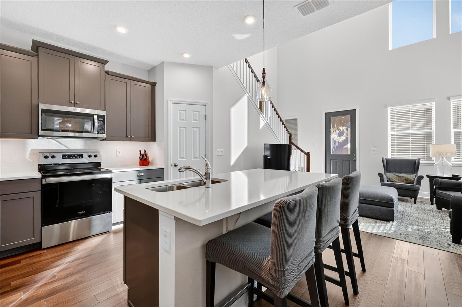 Image 8 of 45 For 16154 Treadwell Street