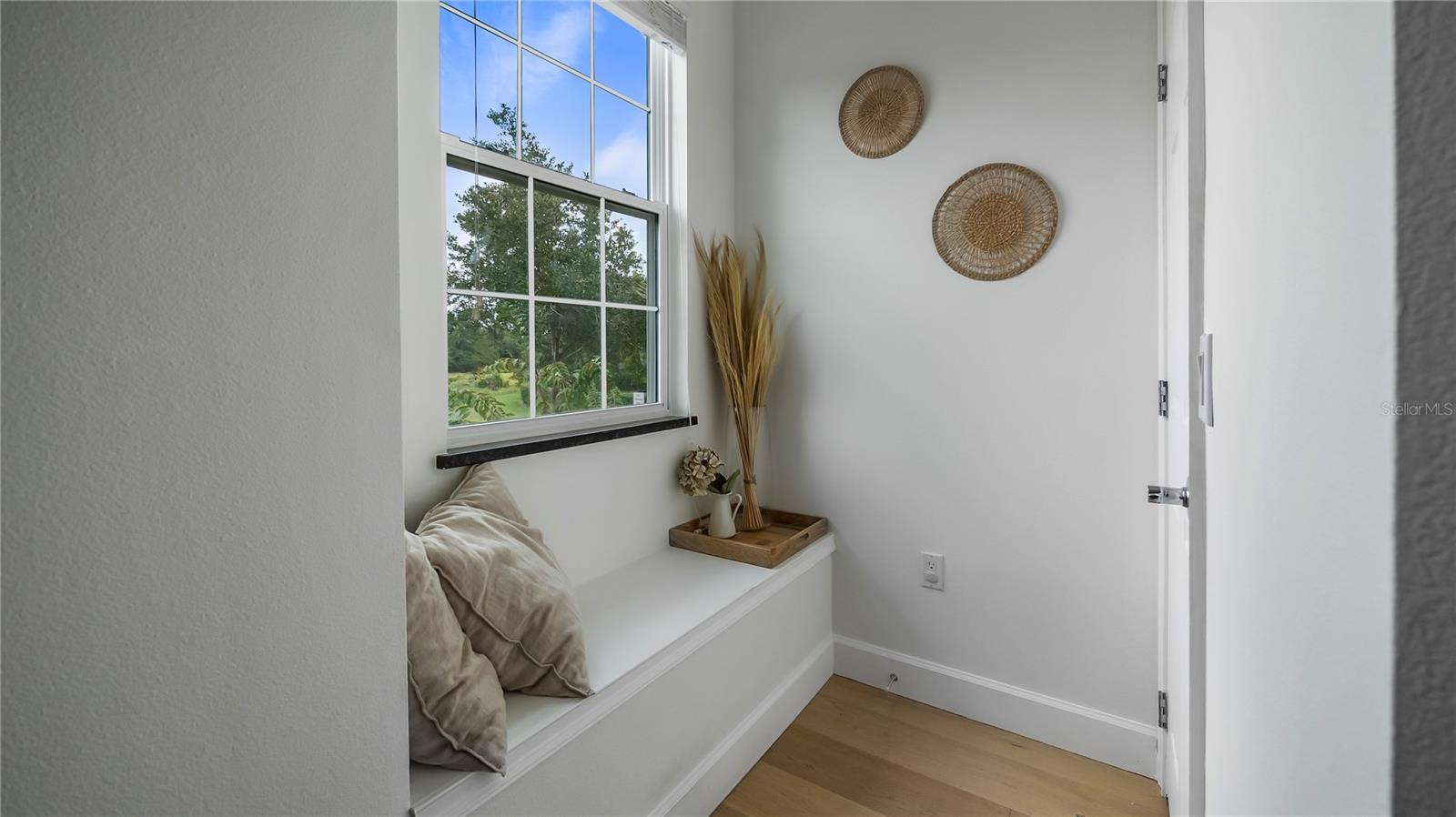 Image 21 of 33 For 17534 Placidity Avenue