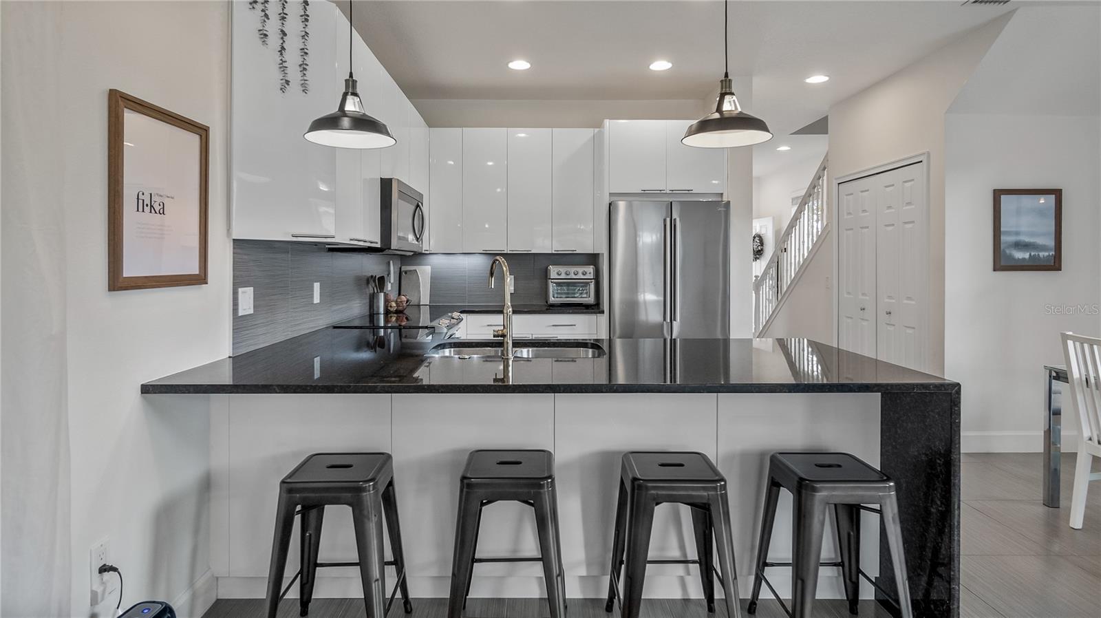 Image 5 of 33 For 17534 Placidity Avenue