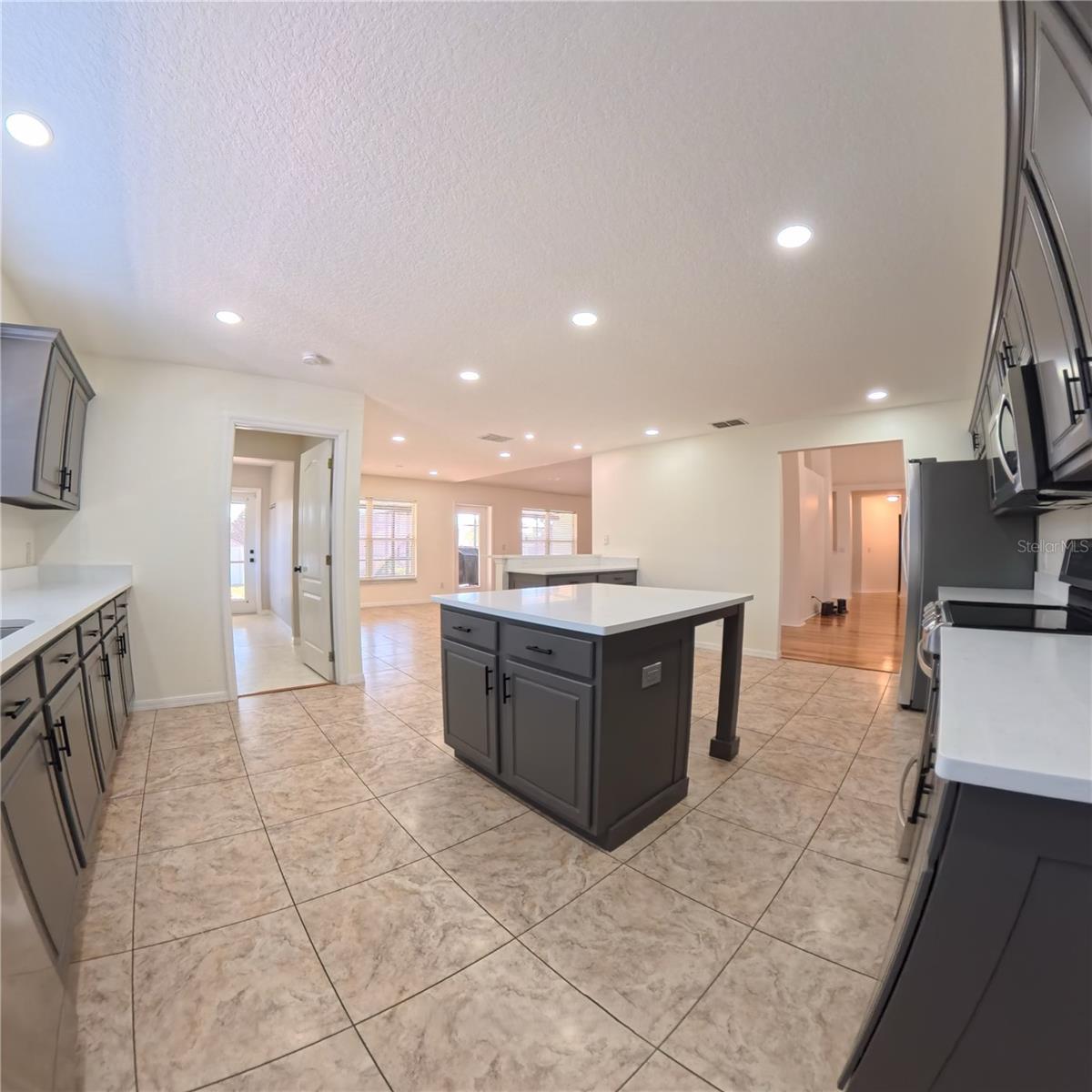 Image 31 of 59 For 10830 Vineyard Court