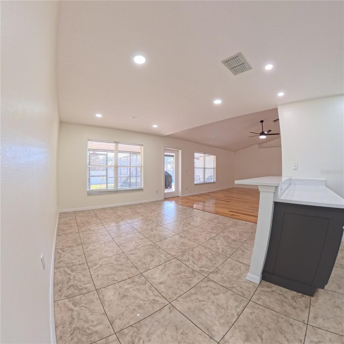 Image 34 of 59 For 10830 Vineyard Court