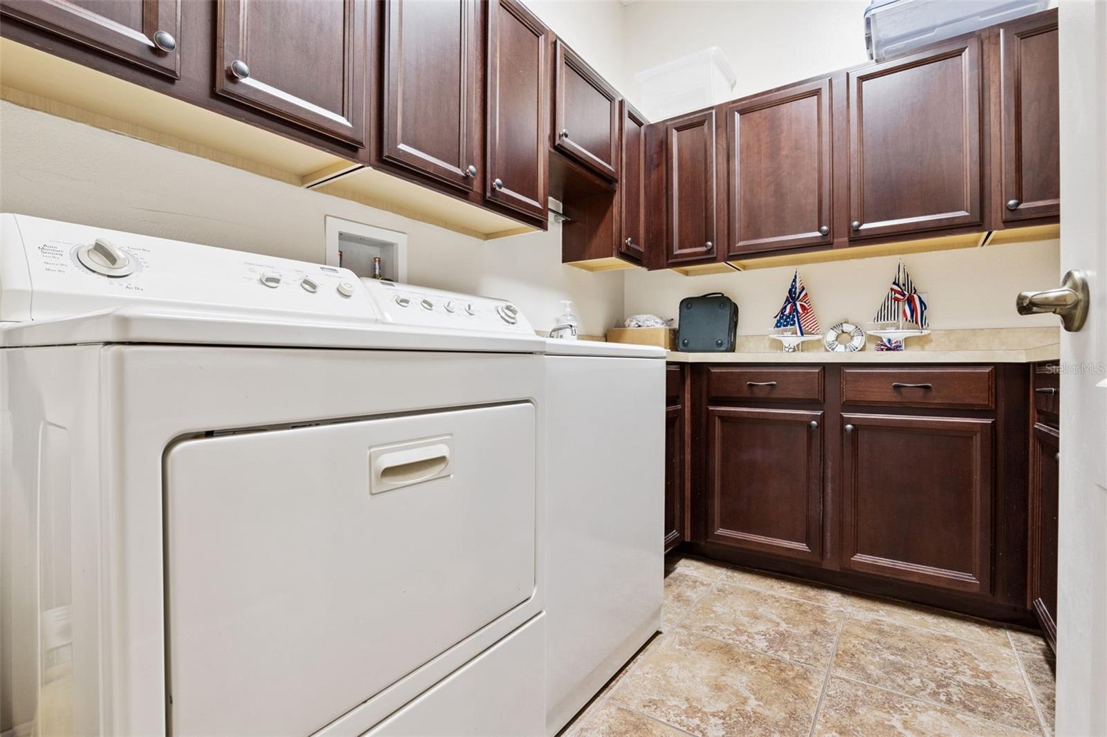 Image 35 of 54 For 3020 Palermo Court