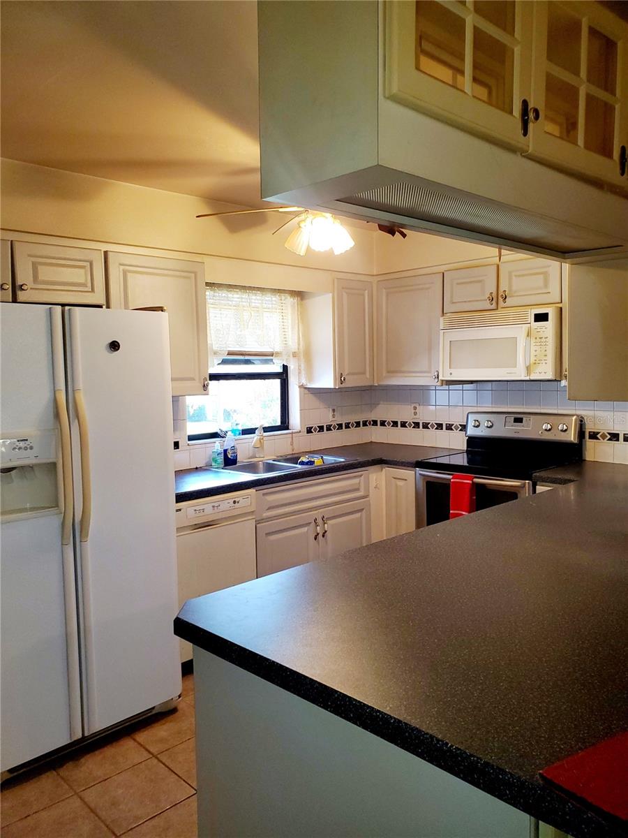 Image 12 of 32 For 12520 54th Avenue