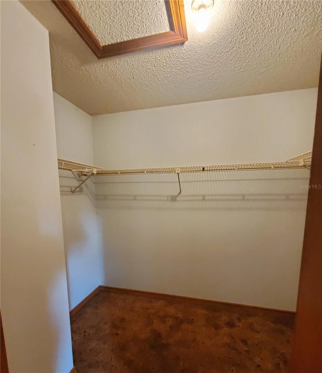 Image 21 of 32 For 12520 54th Avenue