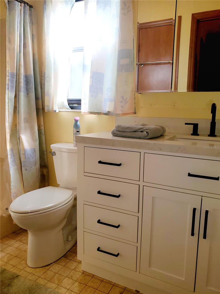 Image 26 of 32 For 12520 54th Avenue