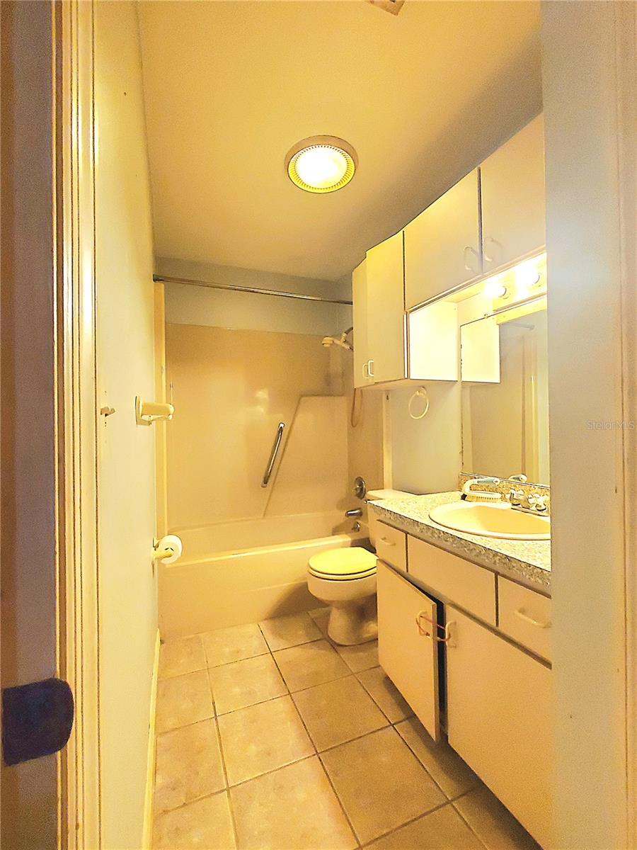 Image 28 of 32 For 12520 54th Avenue