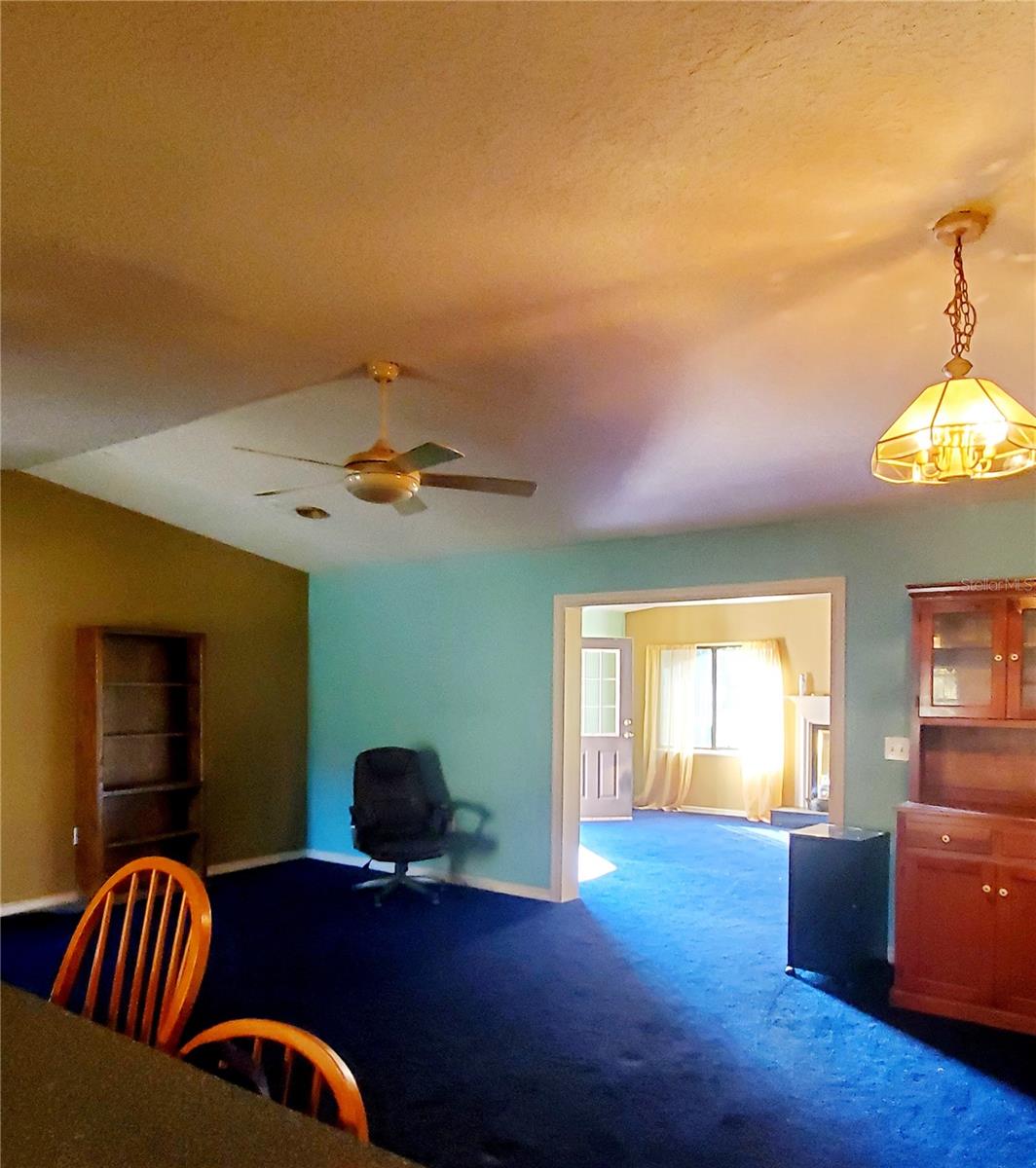 Image 7 of 32 For 12520 54th Avenue