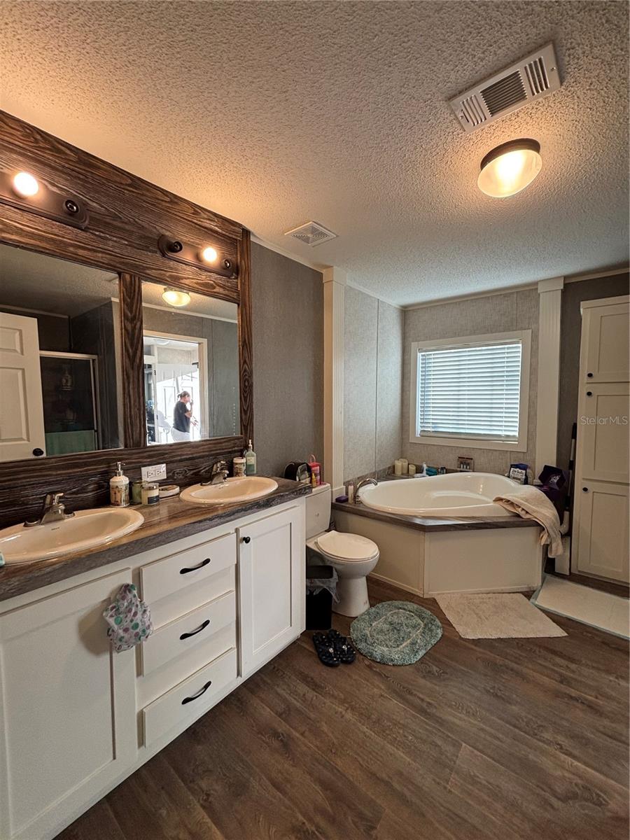 Image 12 of 16 For 3524 Westmoreland Drive