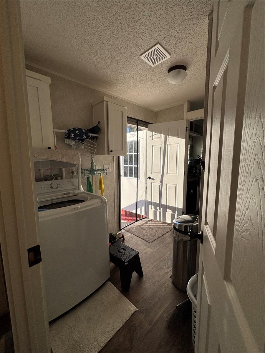 Image 15 of 16 For 3524 Westmoreland Drive