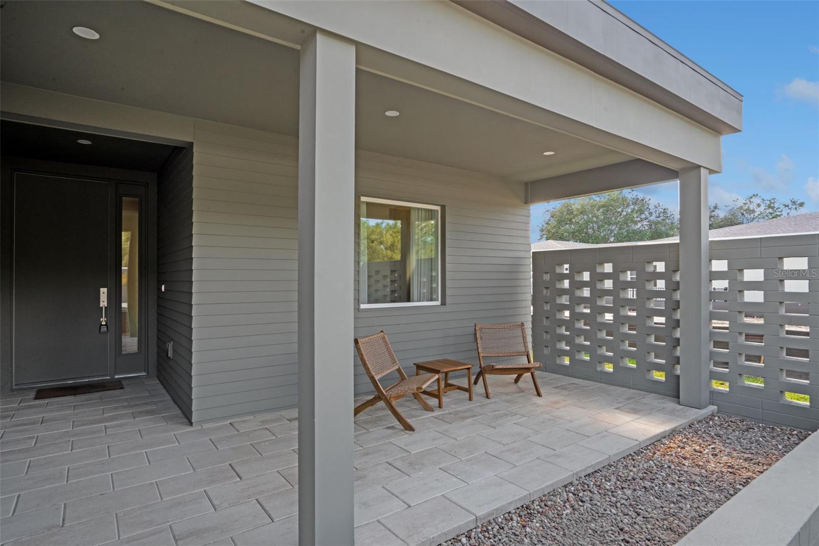 Image 4 of 47 For 430 Skyfield Court