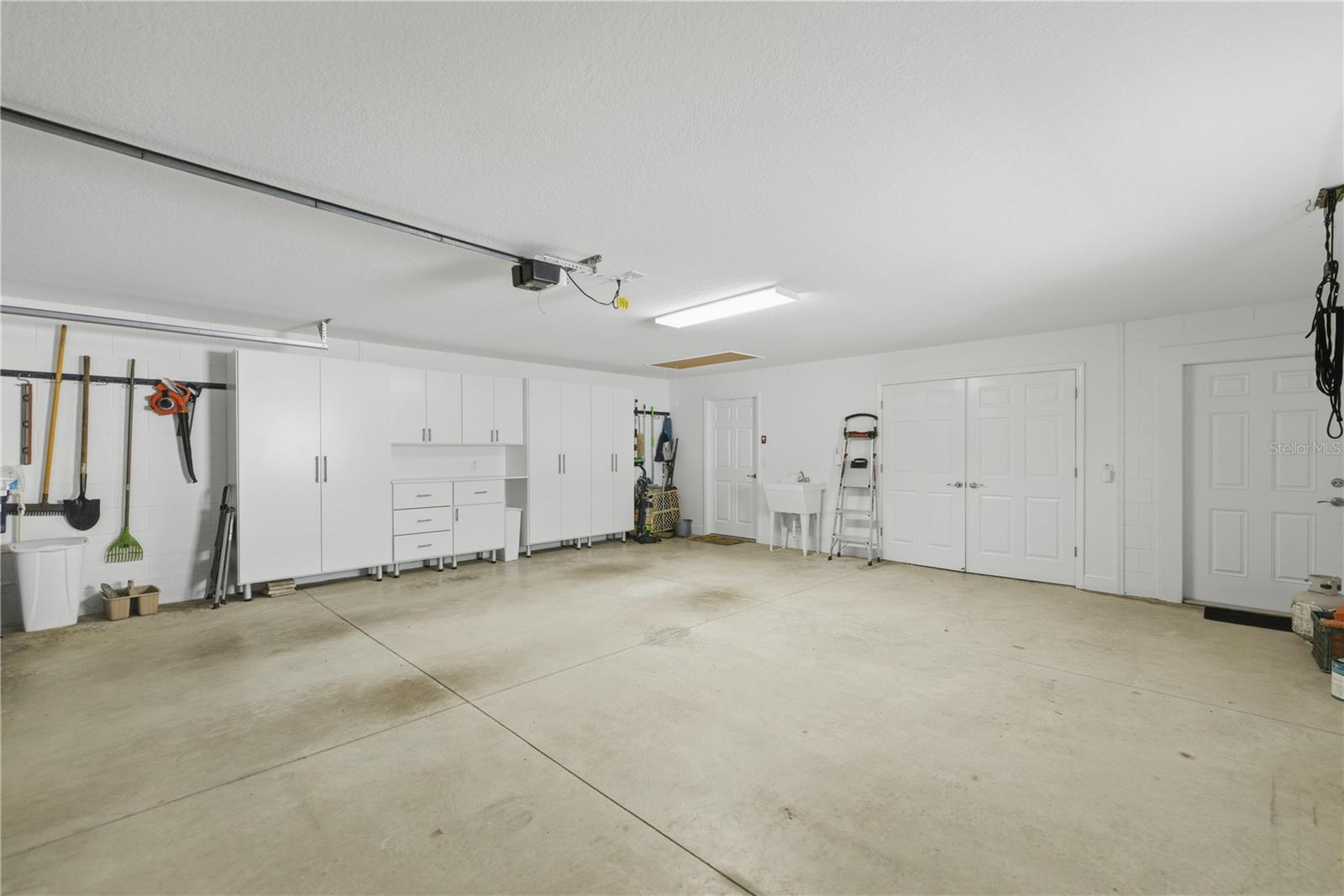 Image 26 of 38 For 1016 Pickering Path