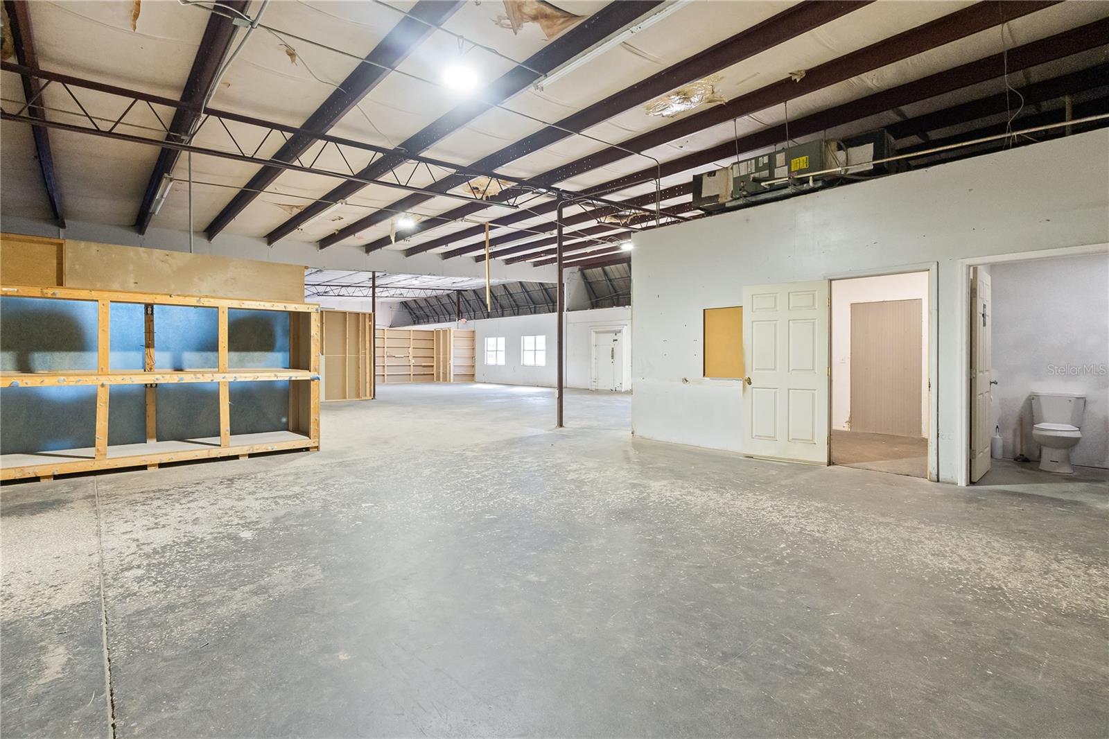 Image 15 of 21 For 904 Jan Mar C