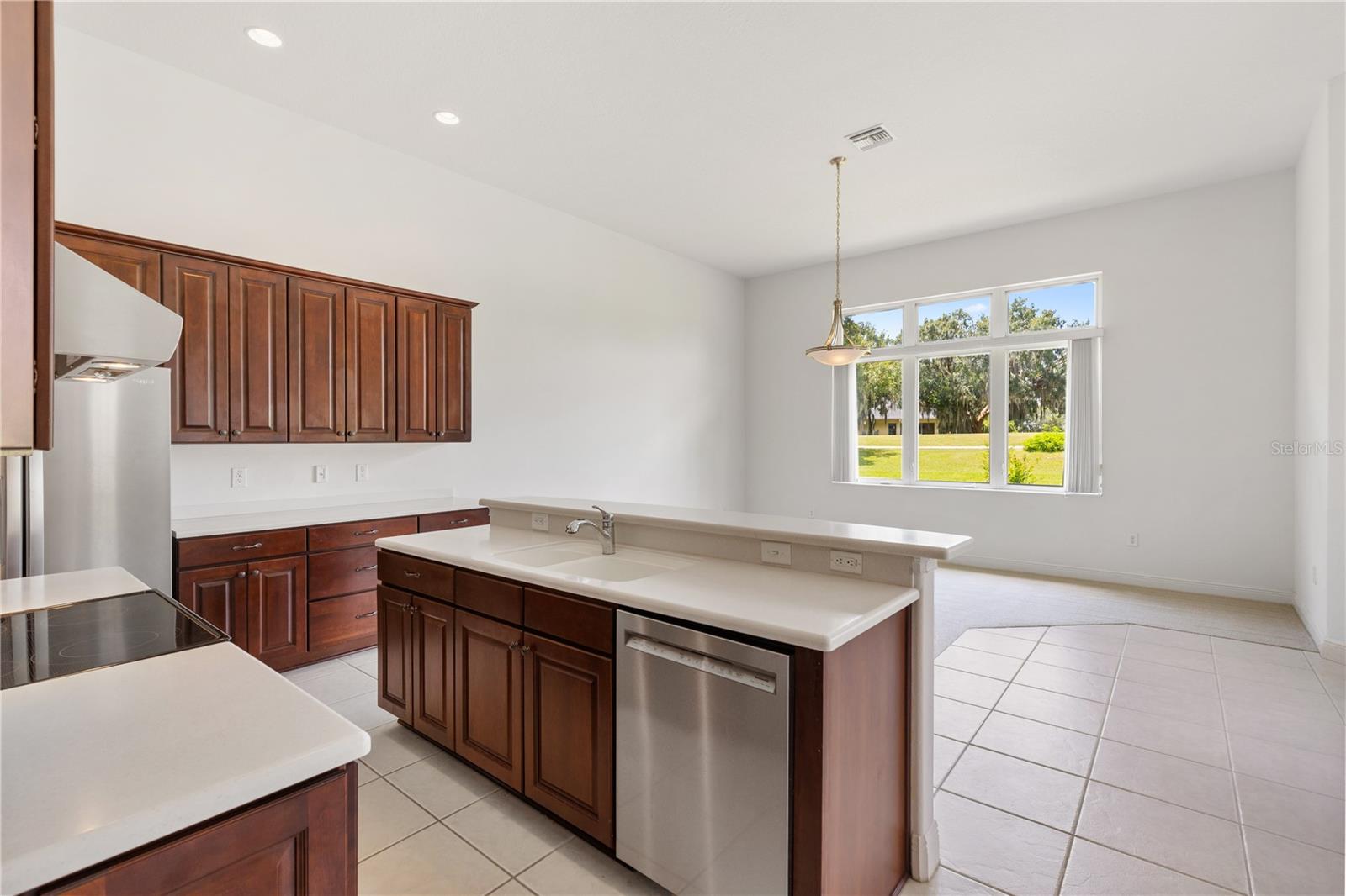 Image 14 of 28 For 6109 Spinnaker Loop