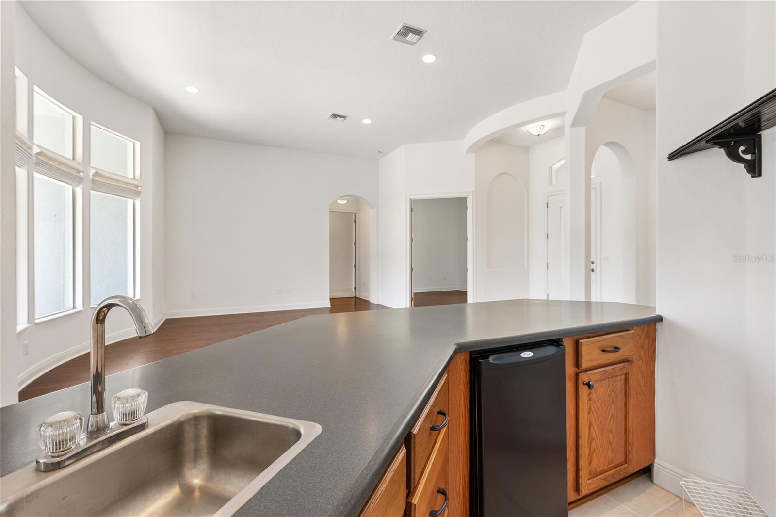 Image 20 of 28 For 6109 Spinnaker Loop