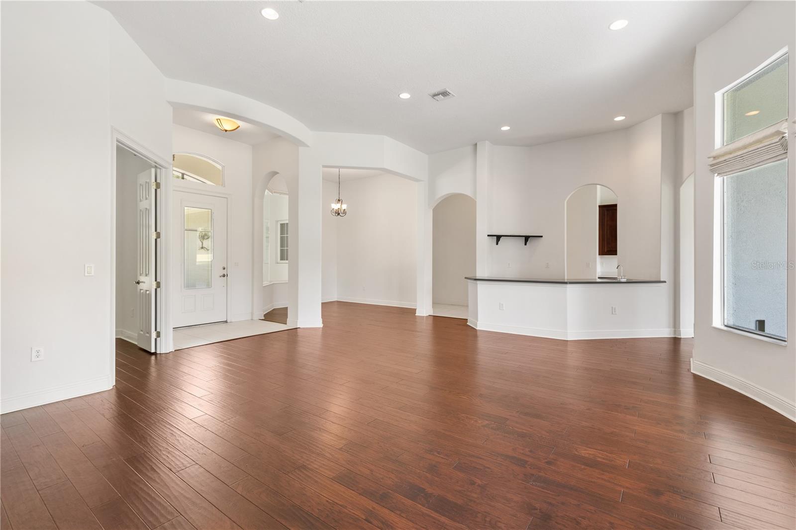 Image 21 of 28 For 6109 Spinnaker Loop